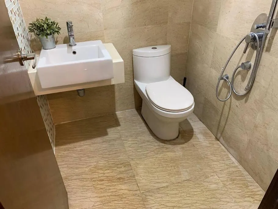 Luxury 2Br2Br Service Apartment At Regalia Residence Kl Kuala Lumpur