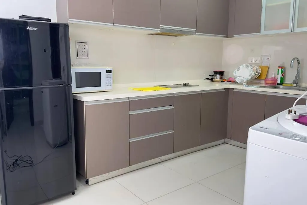Luxury 2Br2Br Service Apartment At Regalia Residence Kl Kuala Lumpur Maleisië