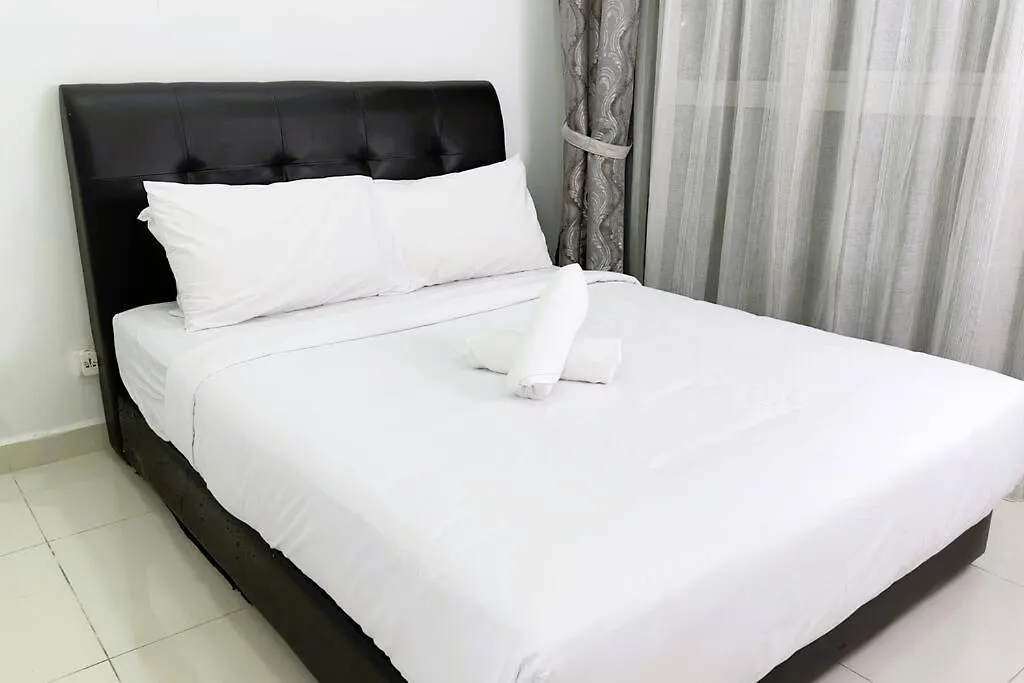 Luxury 2Br2Br Service Apartment At Regalia Residence Kl Kuala Lumpur